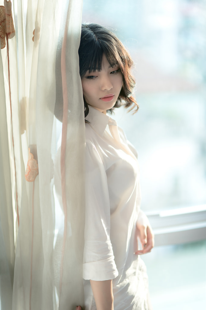 男人狂躁女人gif动态图